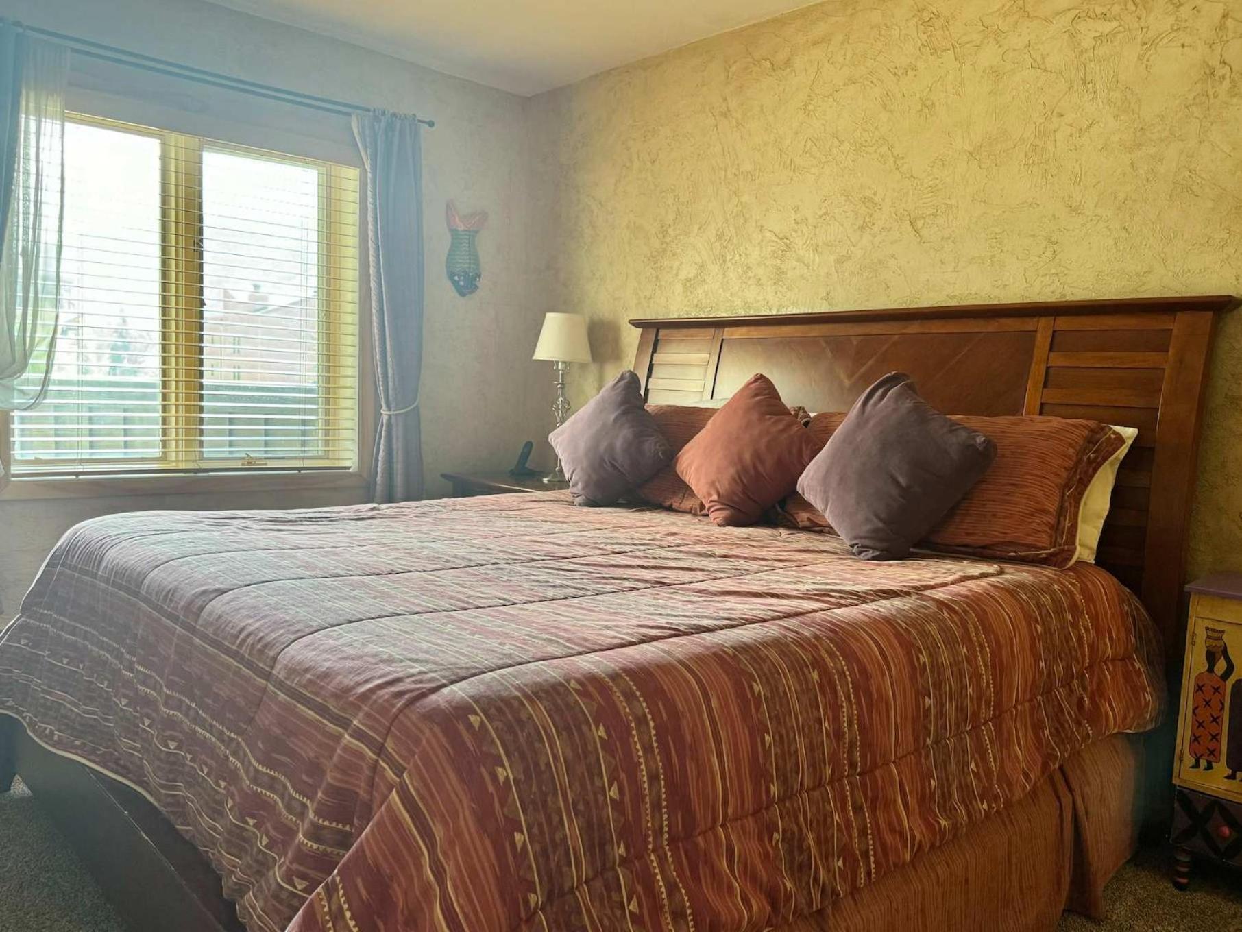 Best Location In The Heart Of Lions Head, Ski Lockers, Jacuzzi And Pool Вейл Екстериор снимка