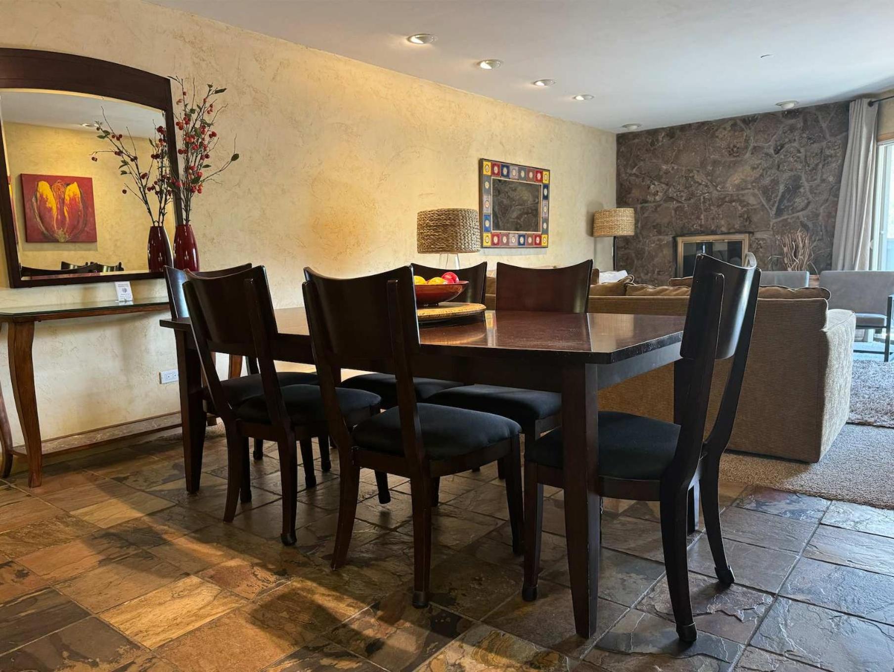 Best Location In The Heart Of Lions Head, Ski Lockers, Jacuzzi And Pool Вейл Екстериор снимка
